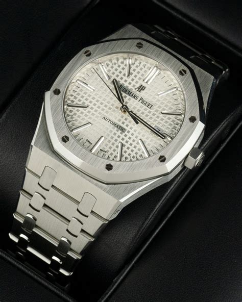 audemars piguet 15400 quando uscita la referenza 15400|audemars 15400 royal oak case.